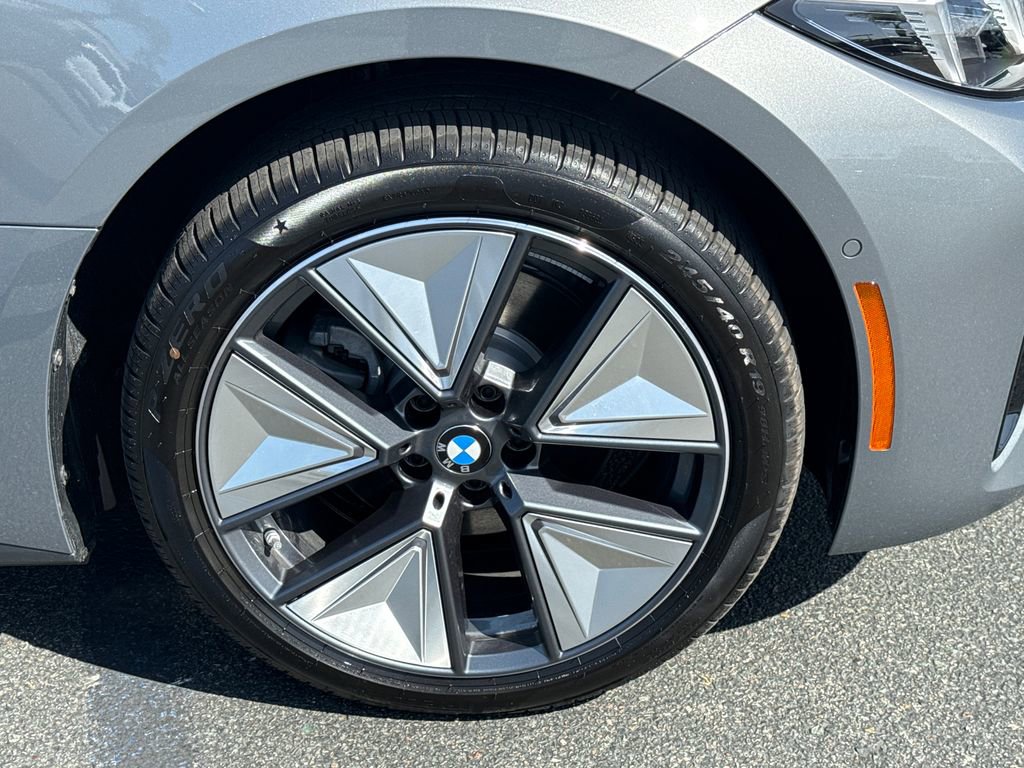 New 2026 BMW i4 eDrive40 w/ Premium Package image 7