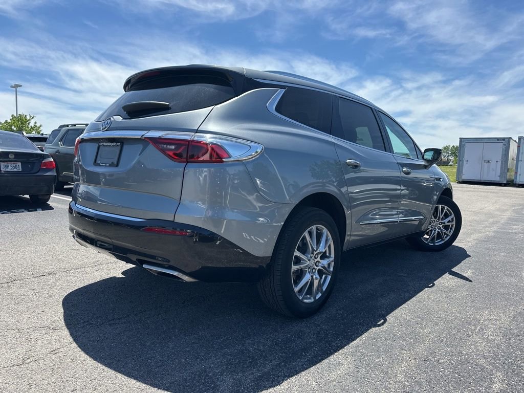 Used 2023 Buick Enclave Premium w/ Experience Buick Package AWD/4WD image 11