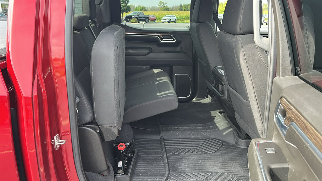 Used 2024 Chevrolet Silverado 1500 LT w/ True North Edition Plus AWD/4WD image 28