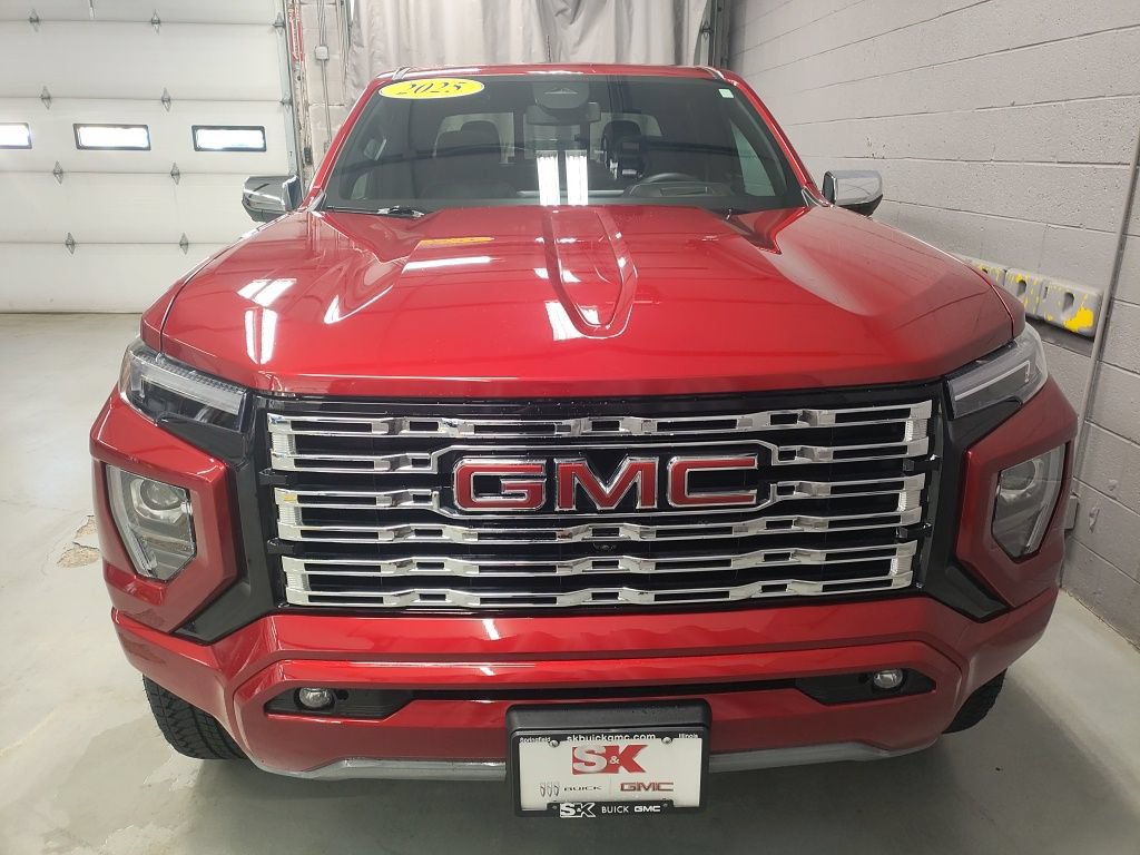 Used 2025 GMC Canyon Denali AWD/4WD image 6