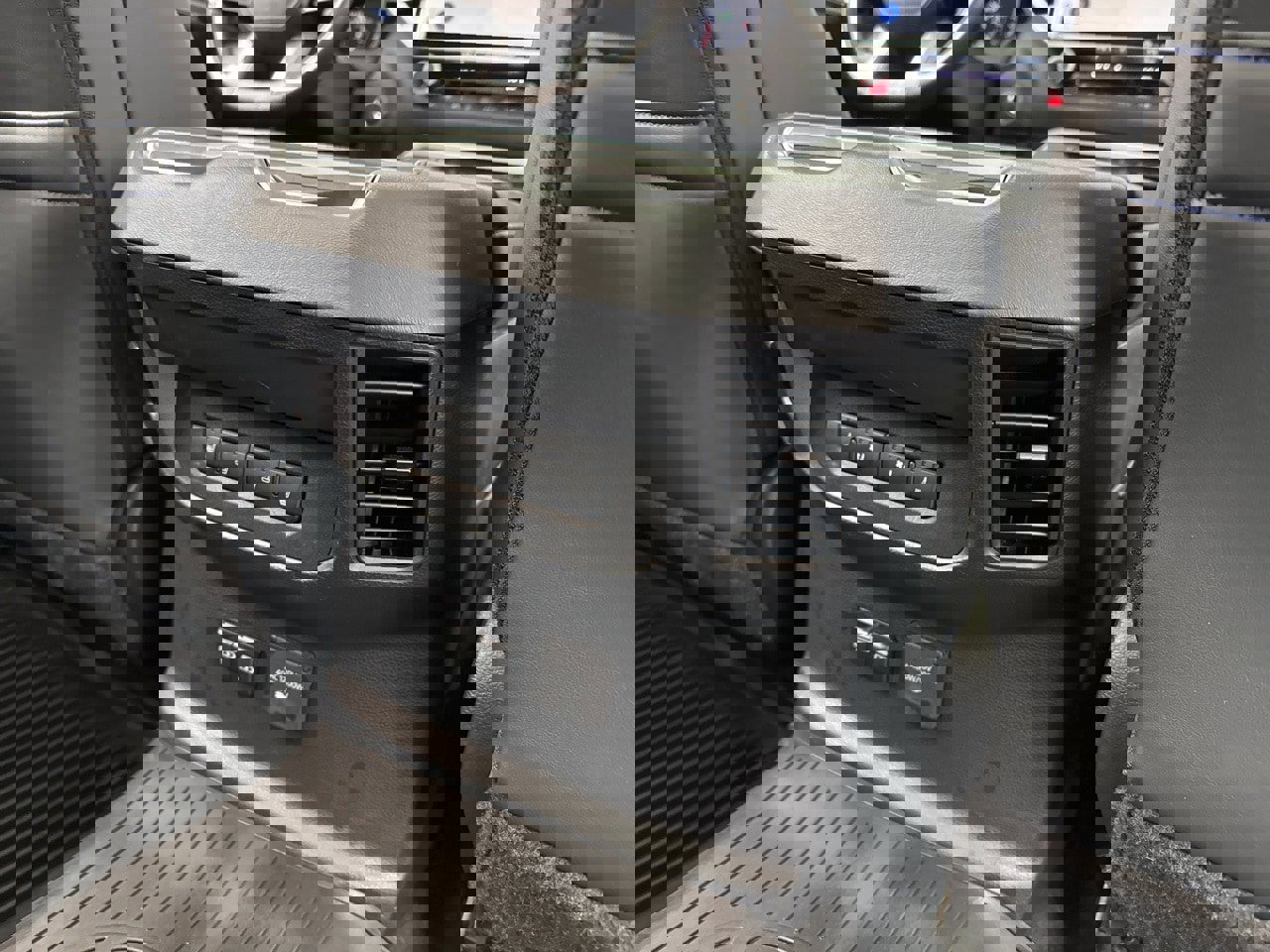 Used 2023 Toyota Tundra Platinum image 54