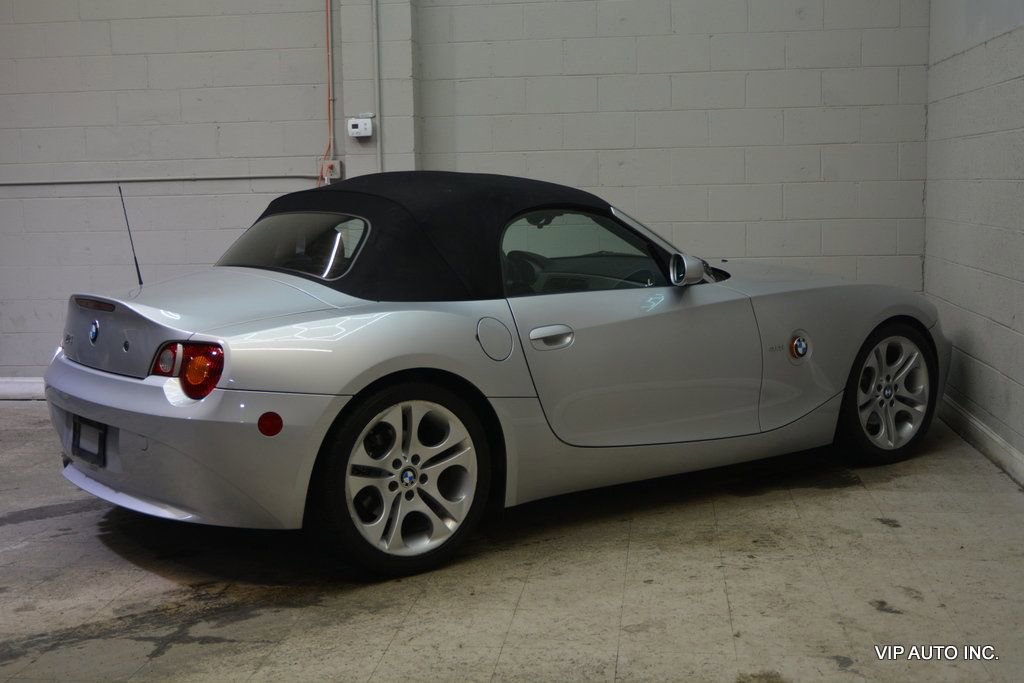 Used 2003 BMW Z4 3.0i image 26