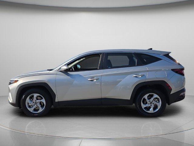 Used 2024 Hyundai Tucson SE FWD image 3