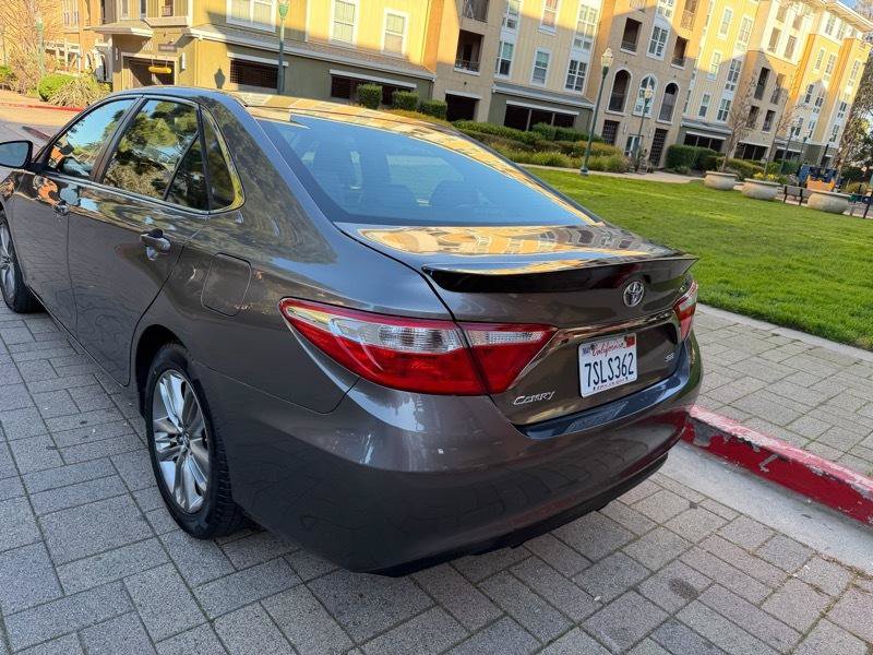 Used 2016 Toyota Camry SE FWD image 13
