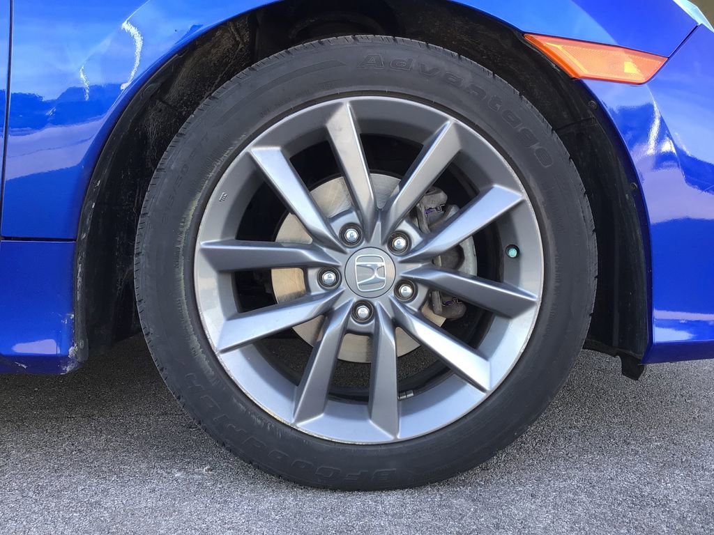 Used 2019 Honda Civic EX image 17