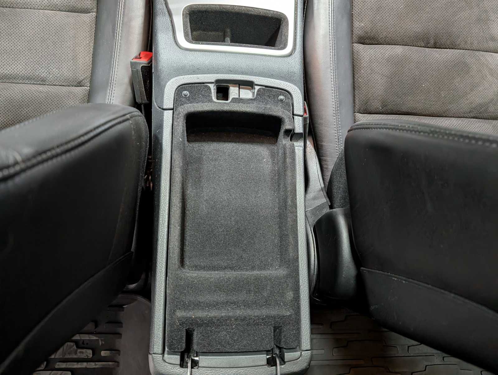 Used 2020 Jeep Grand Cherokee Laredo w/ Laredo X Package image 21