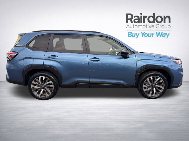 Used 2025 Subaru Forester Touring AWD/4WD image 8