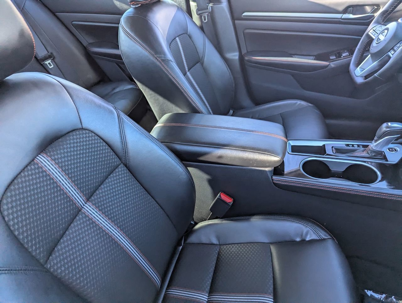 Certified 2025 Nissan Altima 2.5 SR image 15