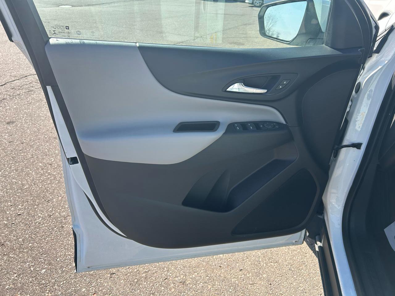 Used 2019 Chevrolet Equinox LT AWD/4WD image 14