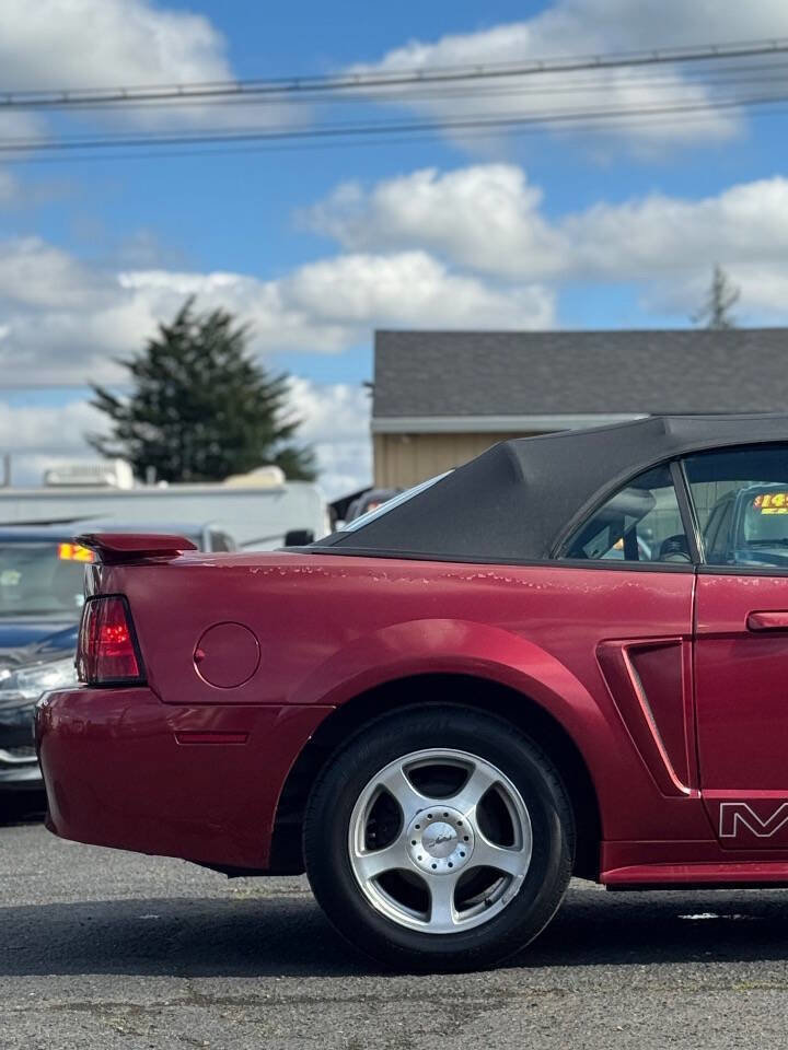 Used 2003 Ford Mustang Premium image 13