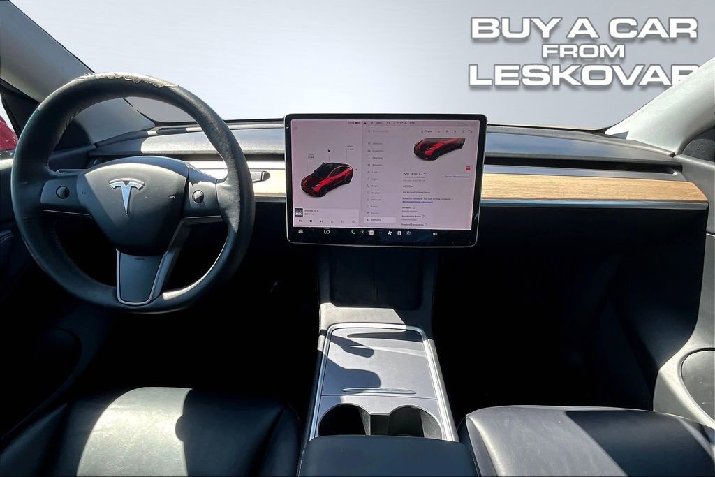 Used 2021 Tesla Model Y Long Range image 16