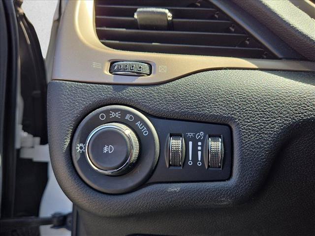 Used 2016 Jeep Cherokee High Altitude AWD/4WD image 16