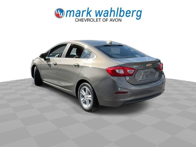 Used 2017 Chevrolet Cruze LT w/ Convenience Package FWD image 6