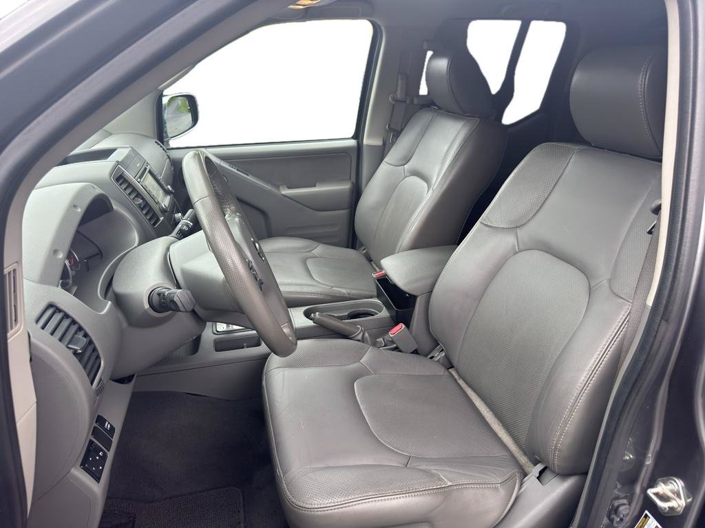 Used 2019 Nissan Frontier SL RWD image 5