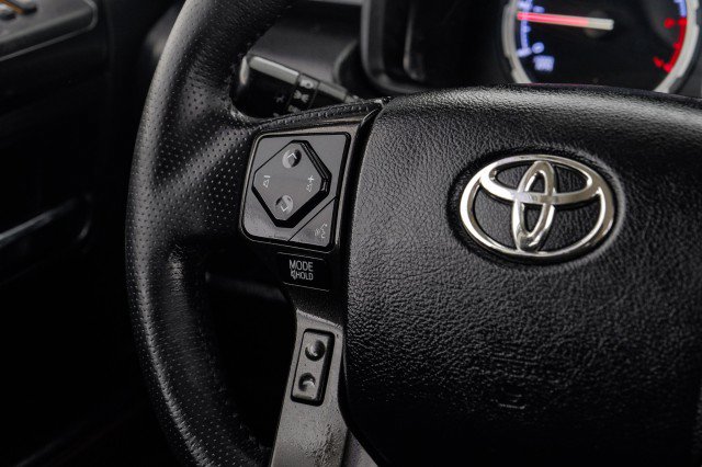 Used 2020 Toyota 4Runner TRD Off-Road AWD/4WD image 18