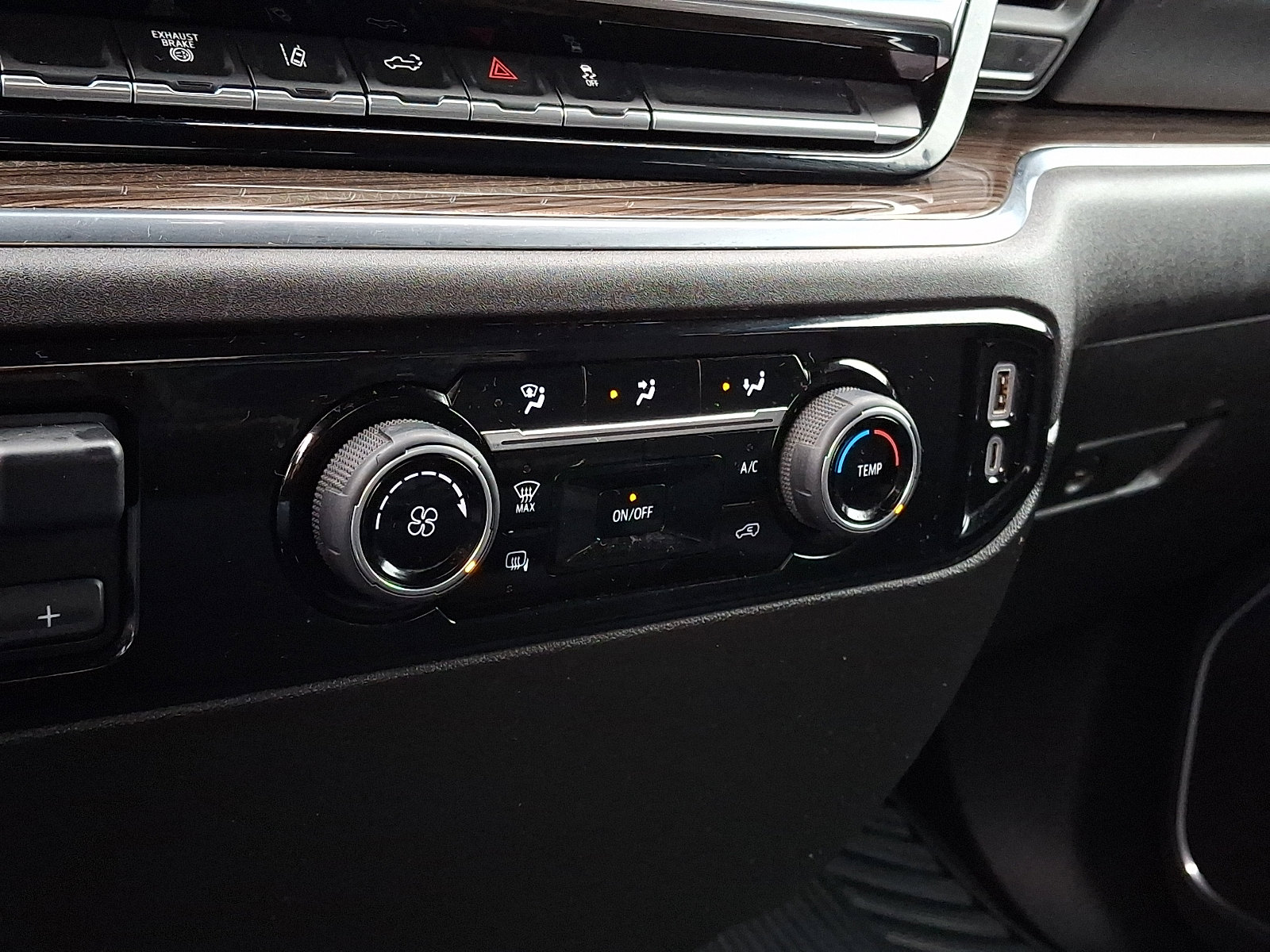 Certified 2024 Chevrolet Silverado 2500 LT image 16