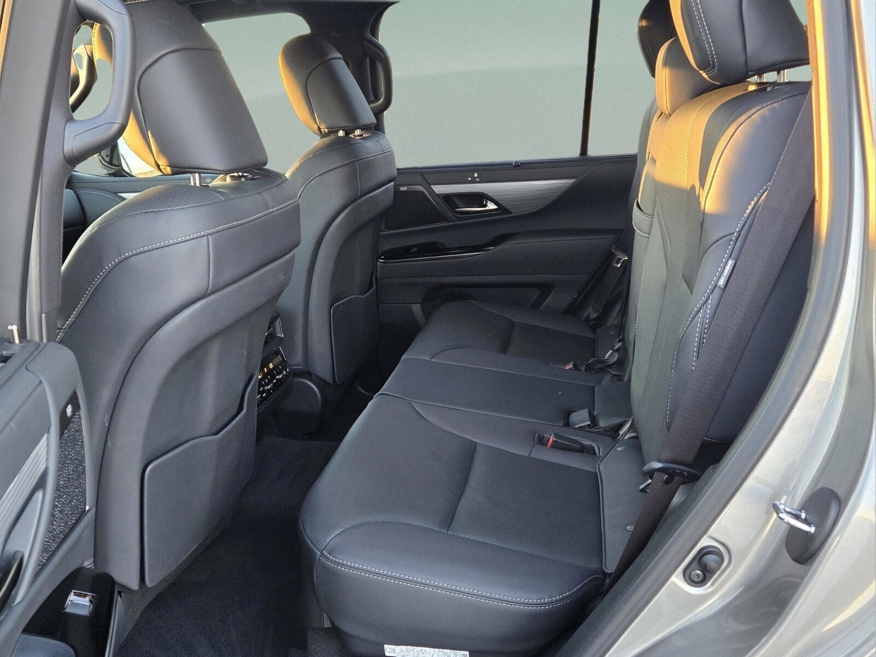 Certified 2024 Lexus LX 600 F Sport image 10