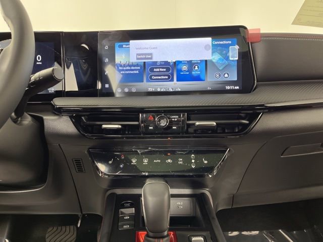 New 2026 Nissan Kicks SR w/ SR Premium Package image 24