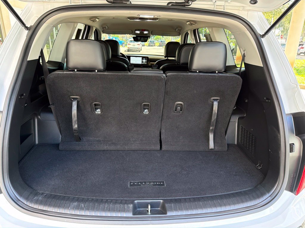 Used 2024 Kia Telluride S FWD image 41