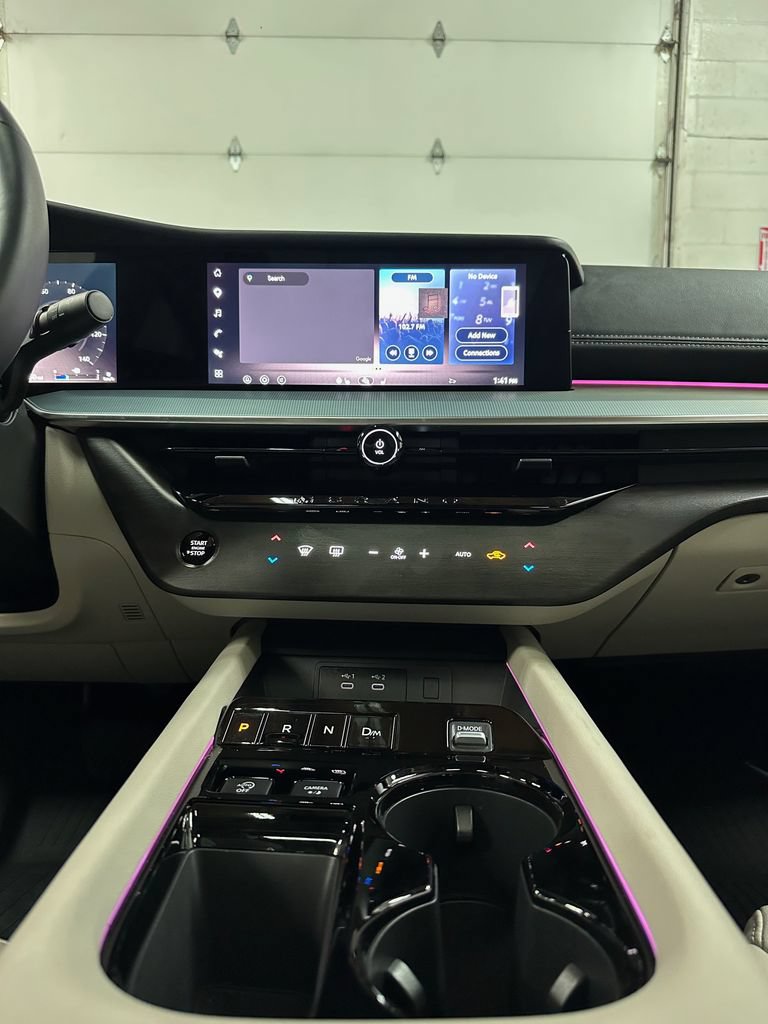 Used 2025 Nissan Murano SL w/ Cargo Package AWD/4WD image 24