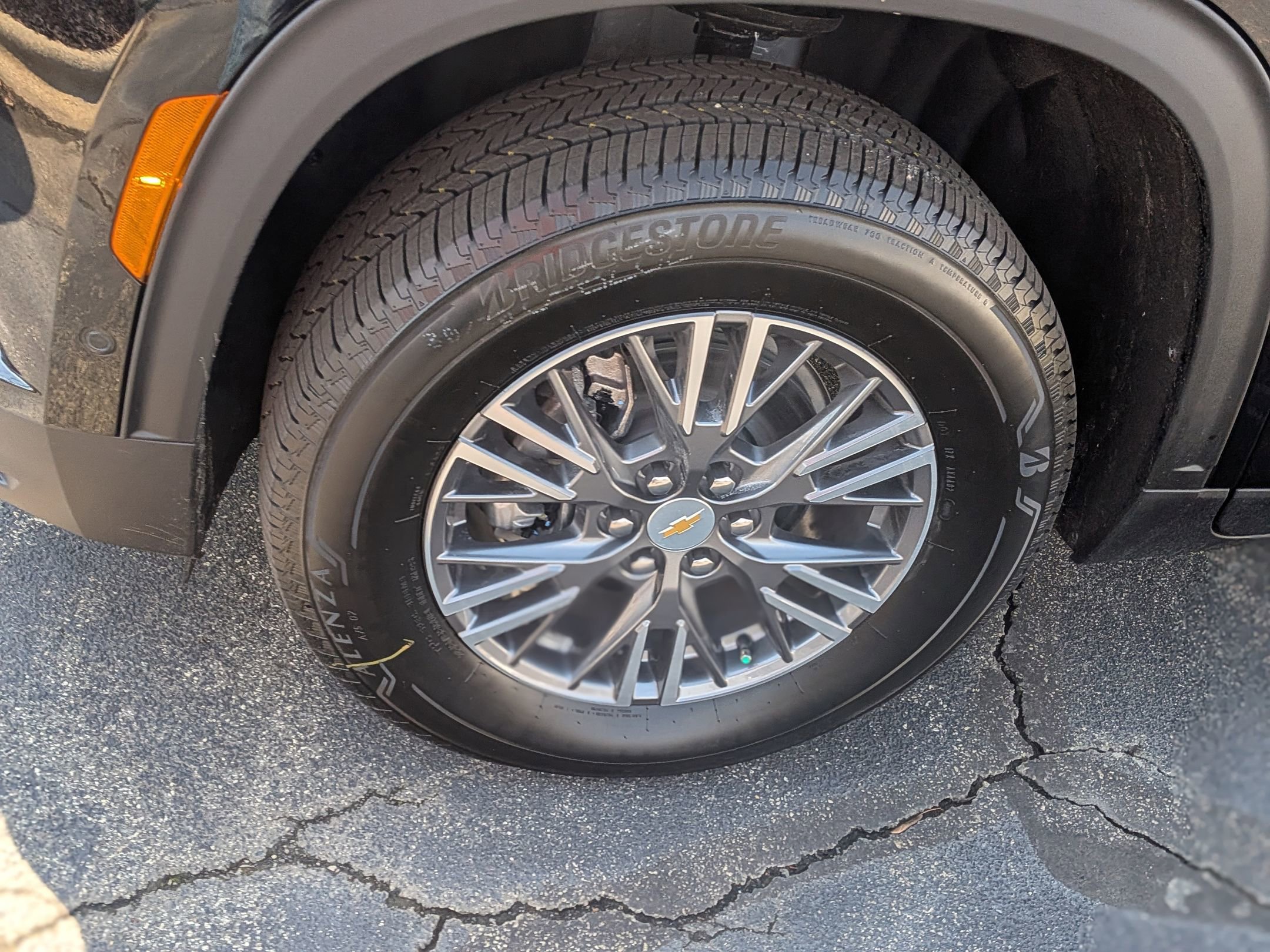 New 2026 Chevrolet Traverse LT w/ Enhanced Driving Package FWD image 12