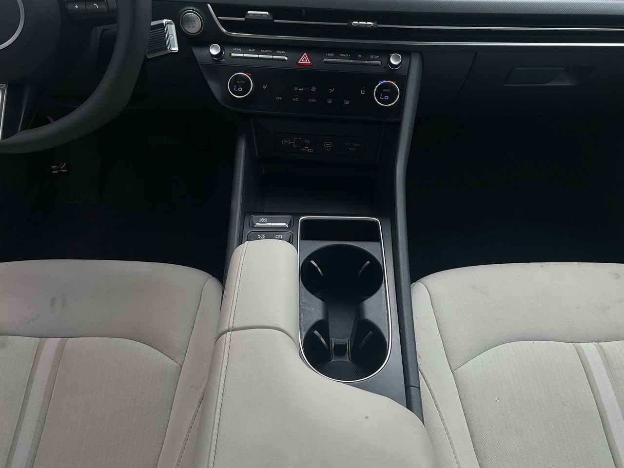 Certified 2025 Hyundai Sonata SEL FWD image 12