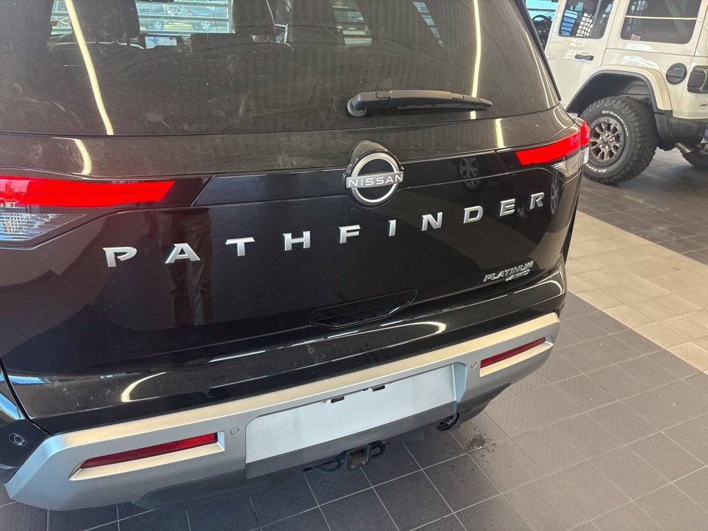 Used 2025 Nissan Pathfinder Platinum w/ Cargo Package AWD/4WD image 28