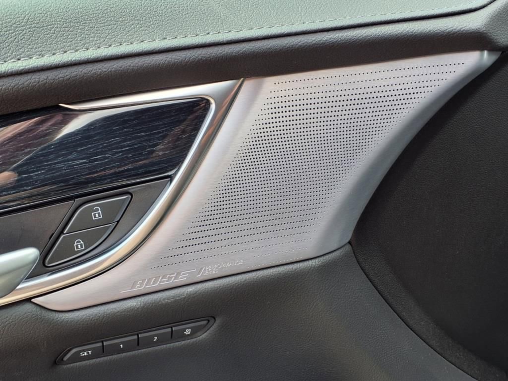 New 2025 Cadillac XT5 Premium Luxury w/ LPO, Floor Liner Package image 13