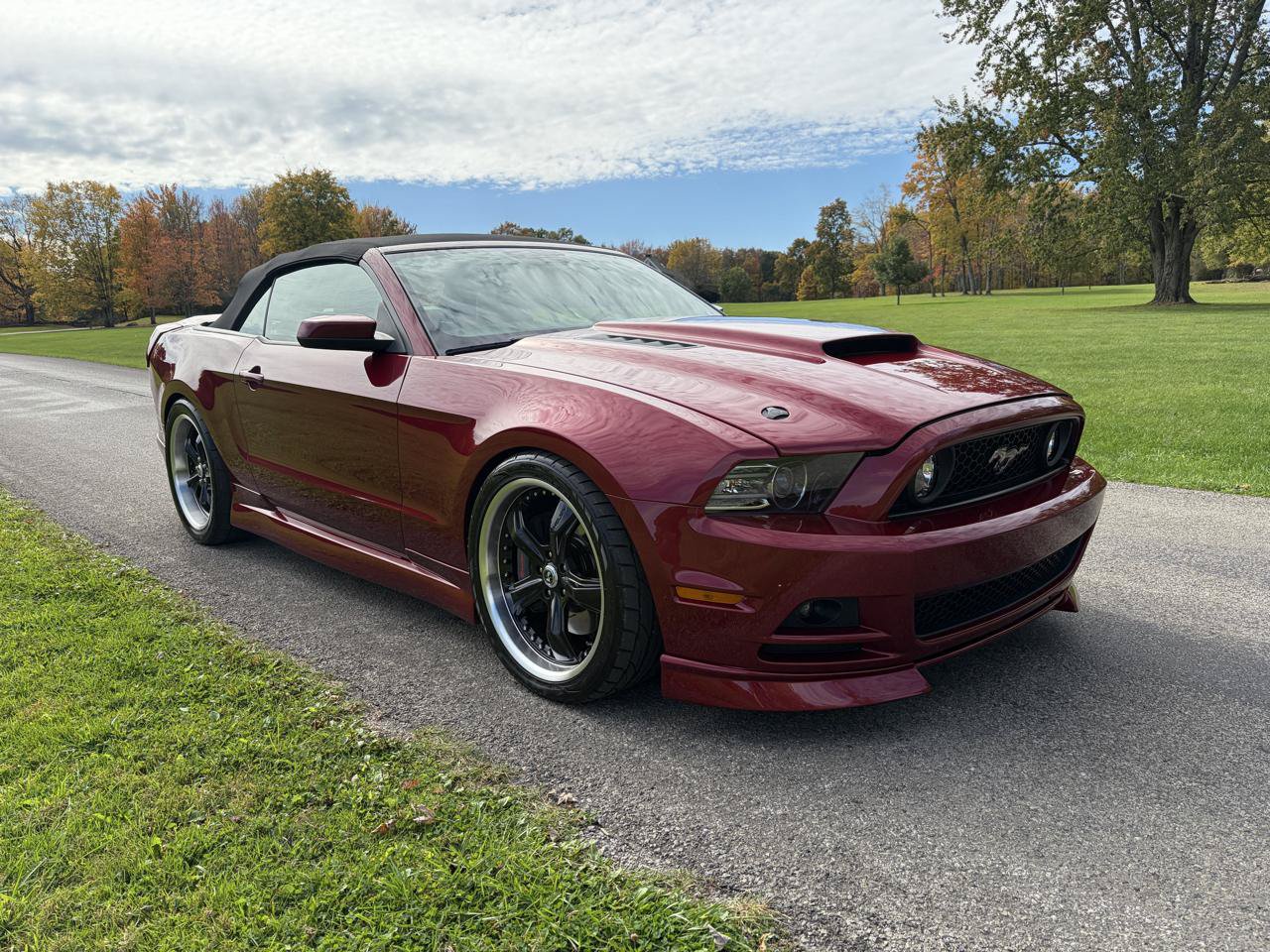 Used 2014 Ford Mustang GT Premium w/ Brembo Brake Package RWD image 11