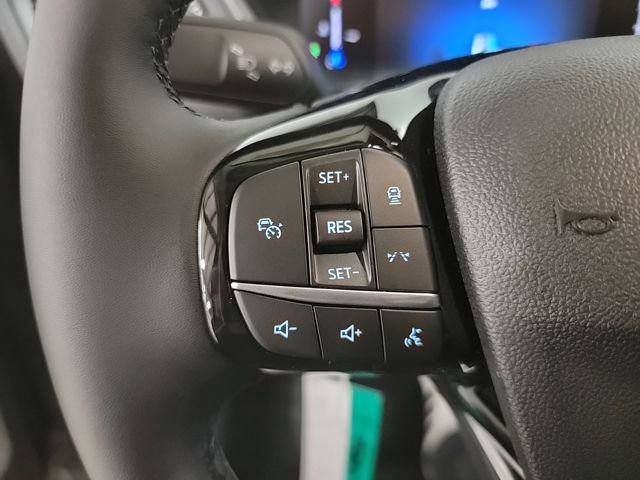 New 2025 Ford Escape SE w/ Class II Trailer Tow Package image 11