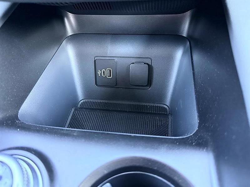 Used 2026 Ford Explorer Active w/ Active Comfort Package image 41