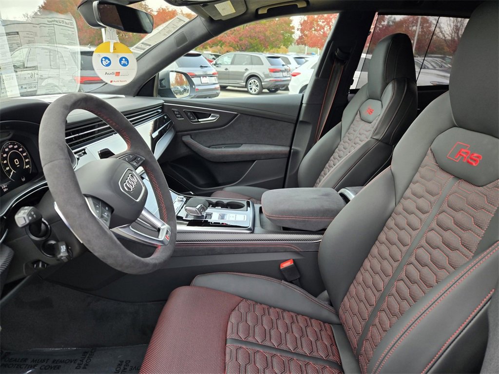 New 2025 Audi RS Q8 performance image 25