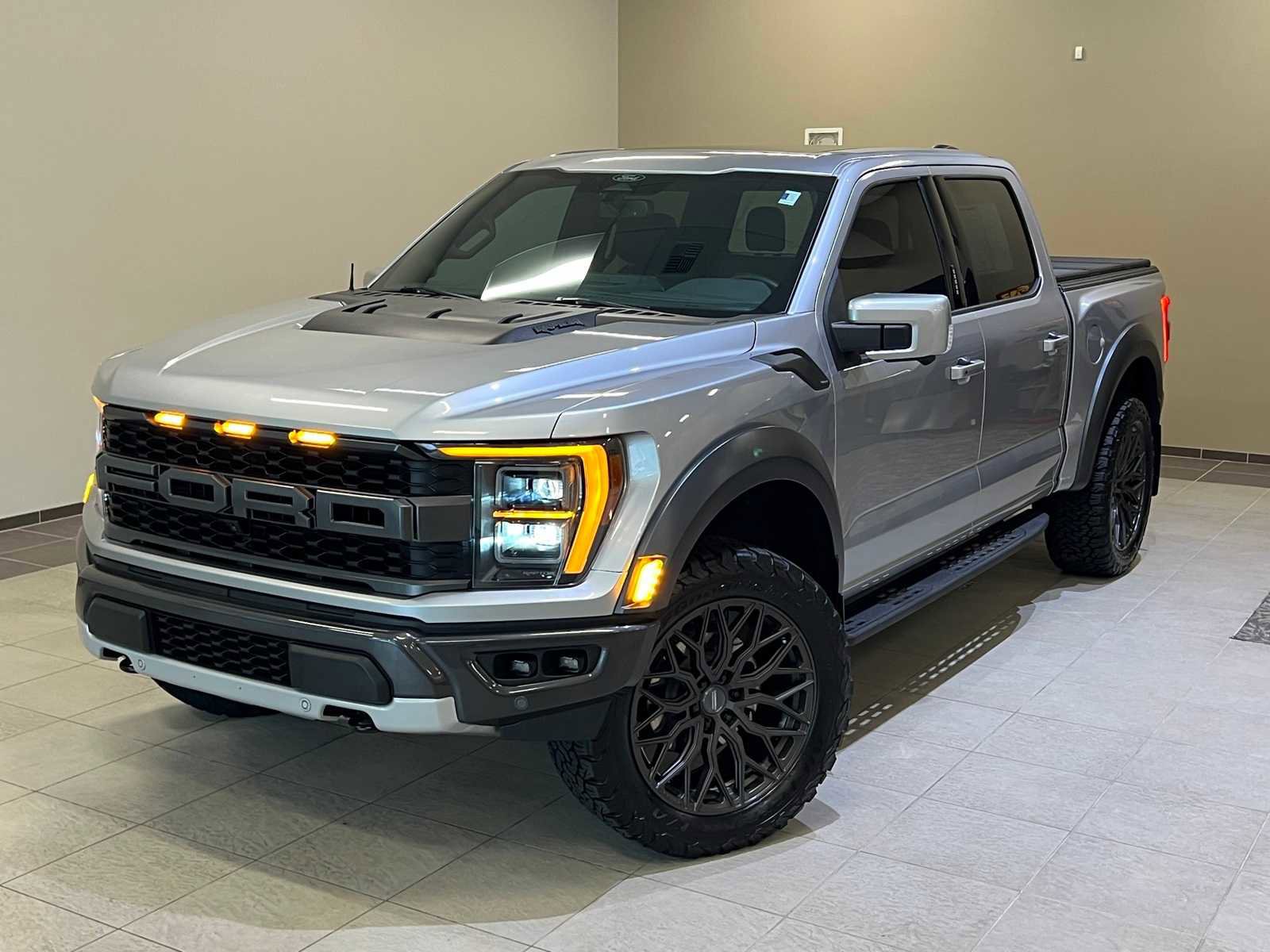 Used 2022 Ford F150 Raptor w/ Equipment Group 801A High image 1