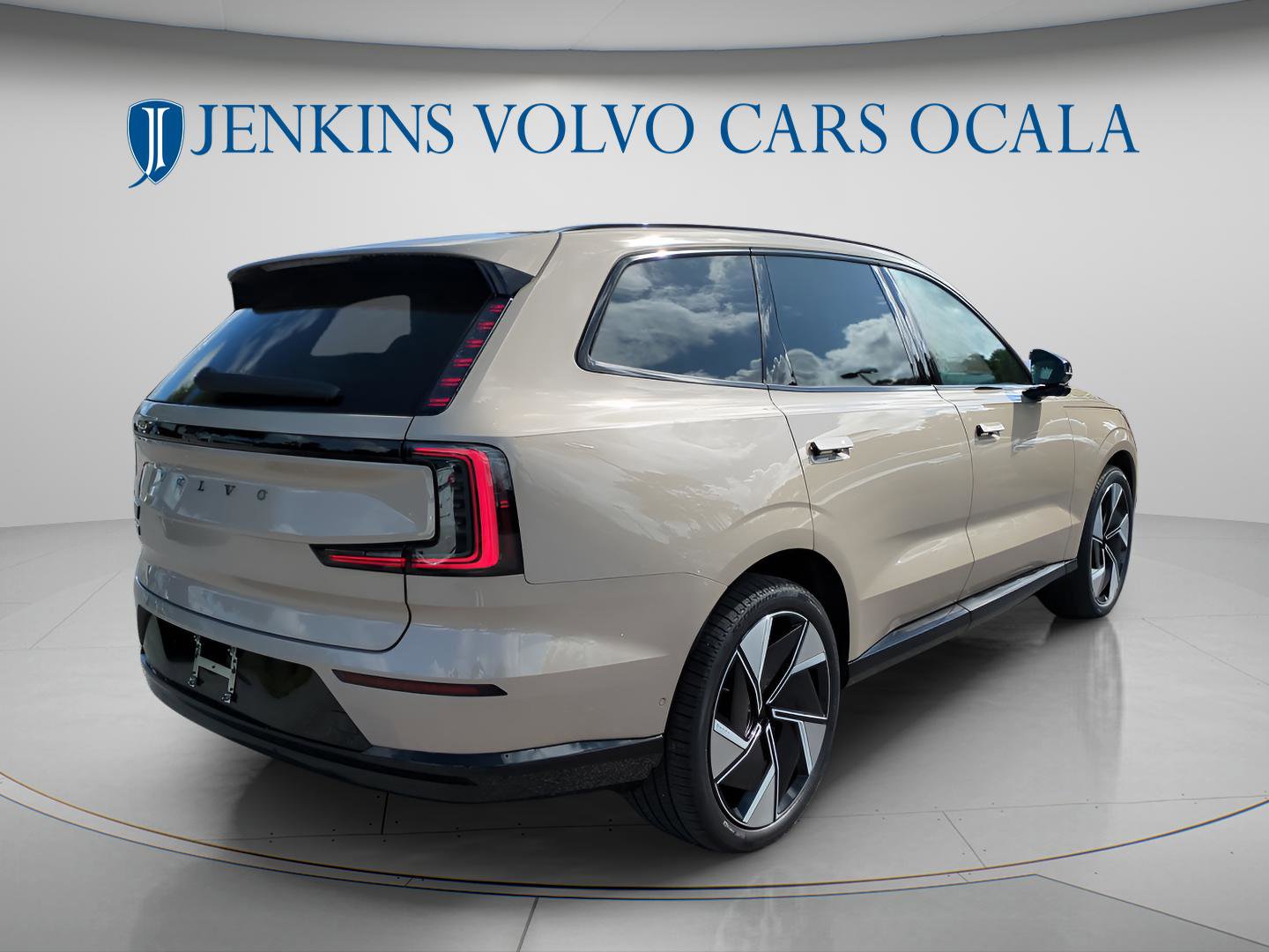 New 2025 Volvo EX90 Ultra AWD/4WD image 3