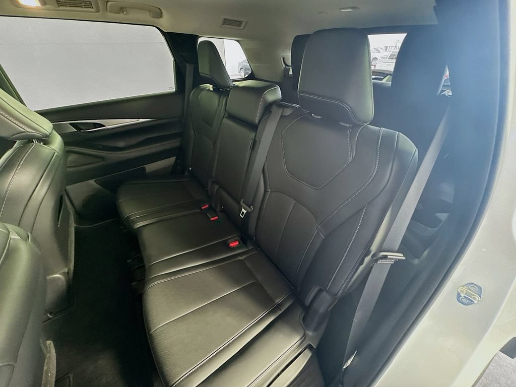 Certified 2026 INFINITI QX60 Pure w/ Cargo Package FWD image 25