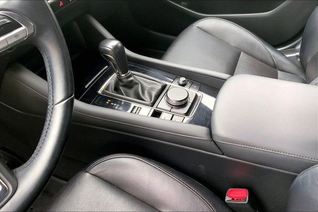 Used 2019 MAZDA MAZDA3 Hatchback w/ Premium Package image 17