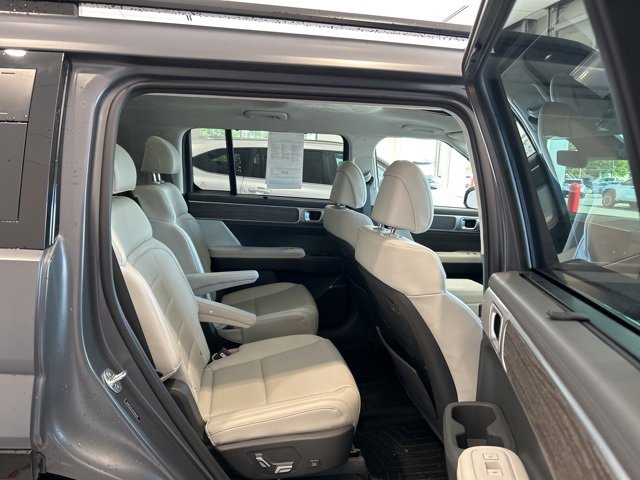 Used 2025 Hyundai Santa Fe Calligraphy image 20