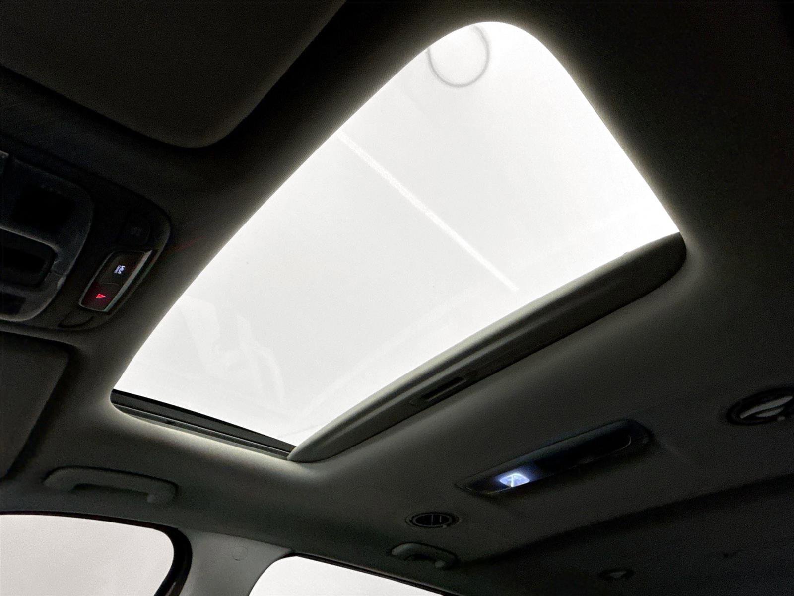 Used 2023 Kia Telluride S w/ S Sunroof Package image 6