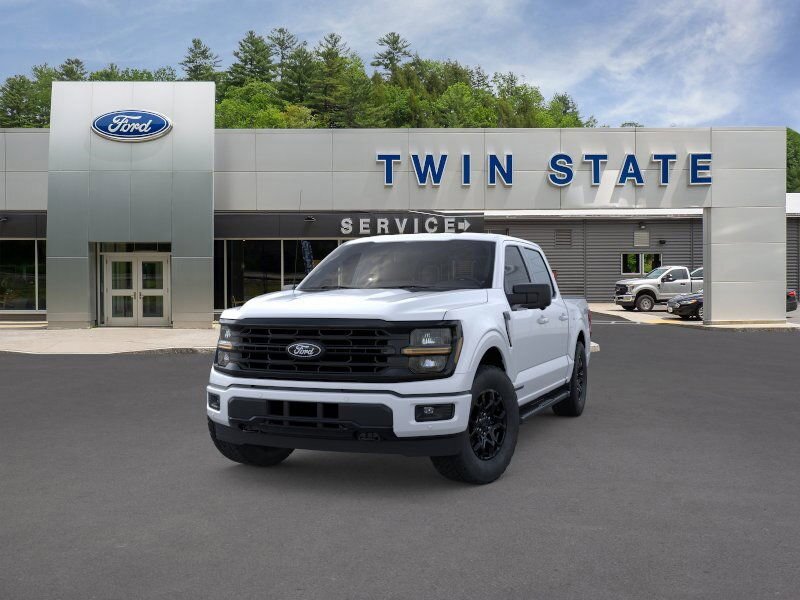 New 2025 Ford F150 XLT w/ Equipment Group 302A MID image 2