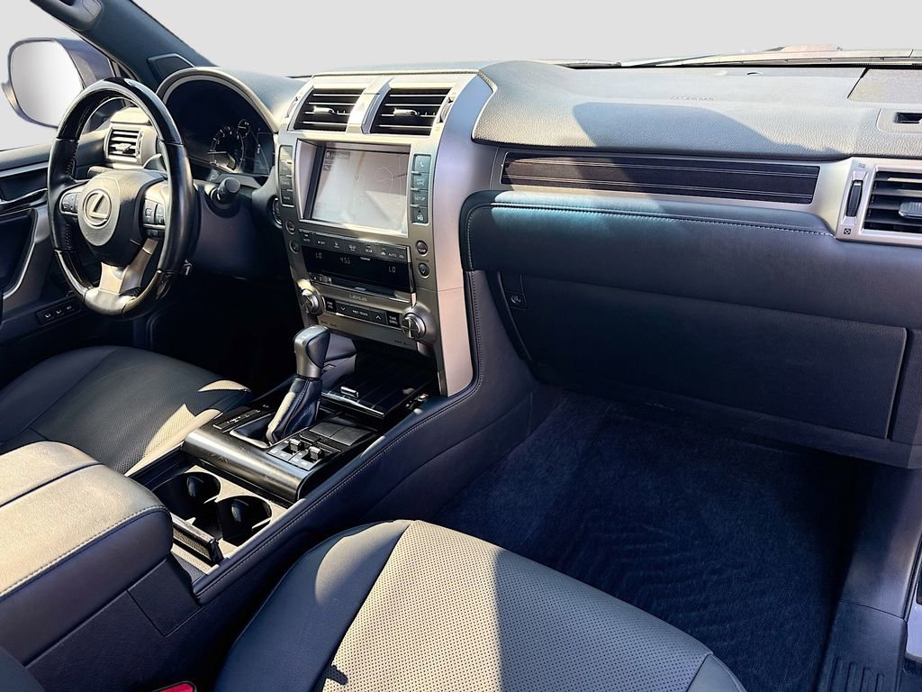 Used 2021 Lexus GX 460 Premium w/ Premium Package image 38