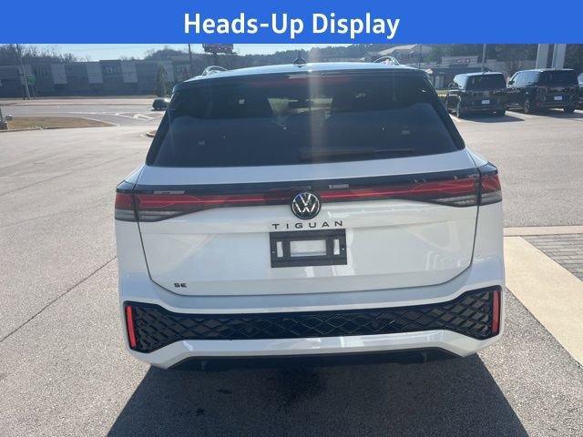 New 2026 Volkswagen Tiguan SE R-Line image 4