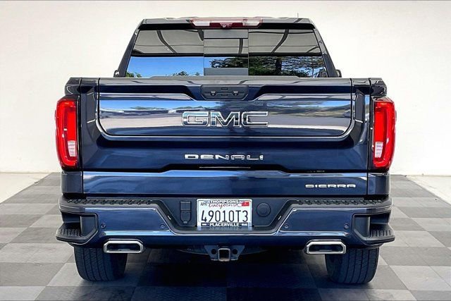 Used 2022 GMC Sierra 1500 Denali Ultimate AWD/4WD image 3