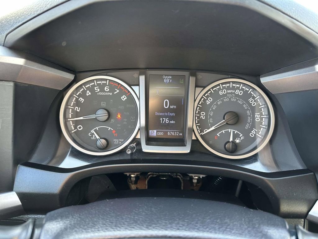 Used 2020 Toyota Tacoma SR5 image 14