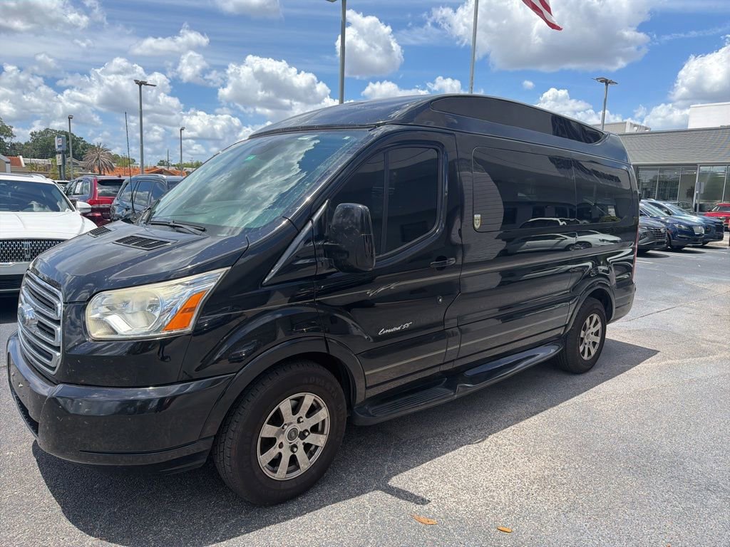 Used 2019 Ford Transit 150 130 Low Roof w/ Exterior Upgrade Package RWD image 4