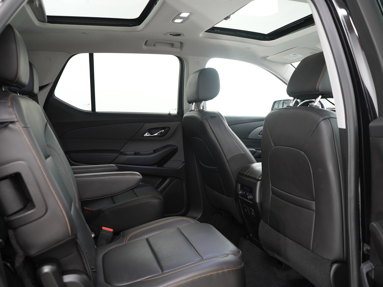 Used 2021 Chevrolet Traverse RS w/ LPO, Floor Liner Package AWD/4WD image 14