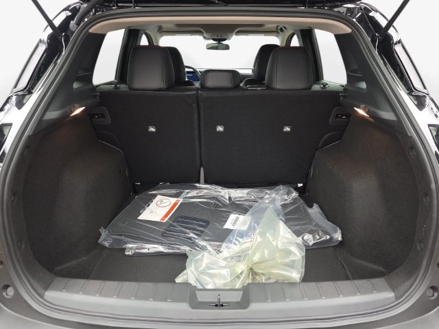New 2027 Nissan Kicks SR w/ SR Premium Package FWD image 32