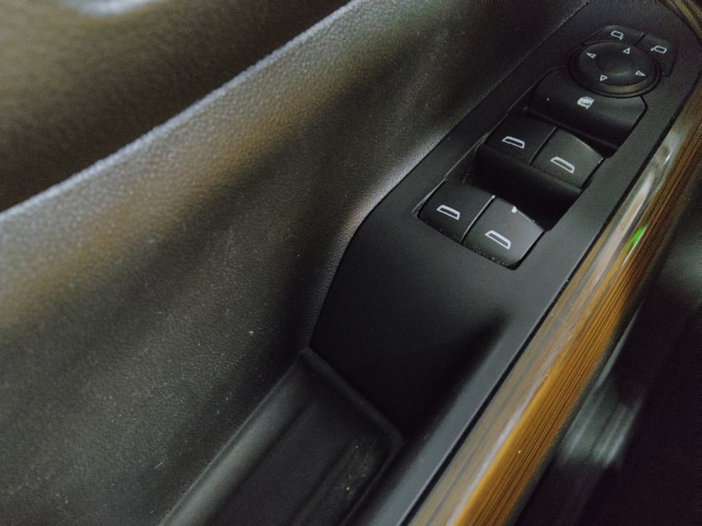Used 2019 GMC Acadia SLE FWD image 27