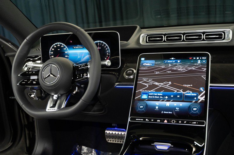 New 2026 Mercedes-Benz S 63 AMG S image 18