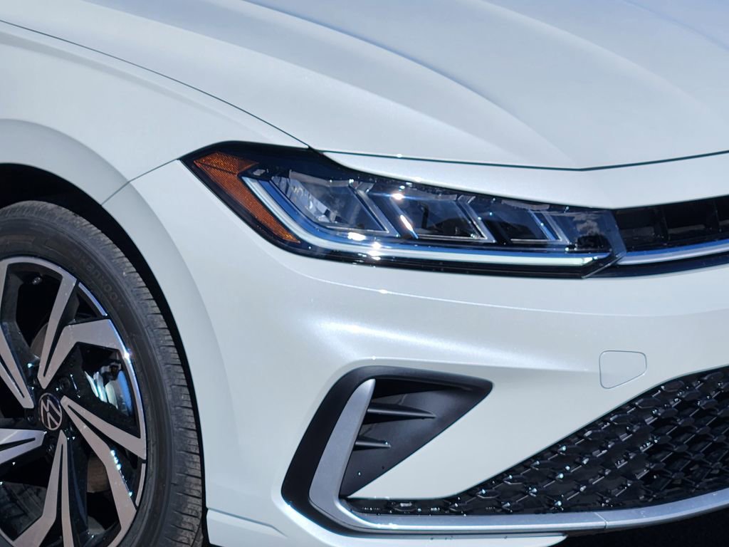 New 2026 Volkswagen Jetta SEL FWD image 28