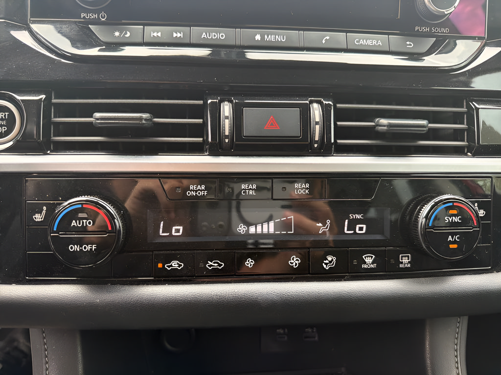 Certified 2024 Nissan Pathfinder SV FWD image 39